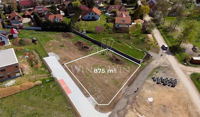 Prodej stavebního pozemku 875 m², Úhonice, okres Praha-západ