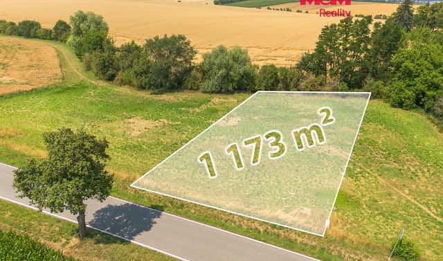Prodej stavebního pozemku 1 173 m², Libenice, okres Kolín