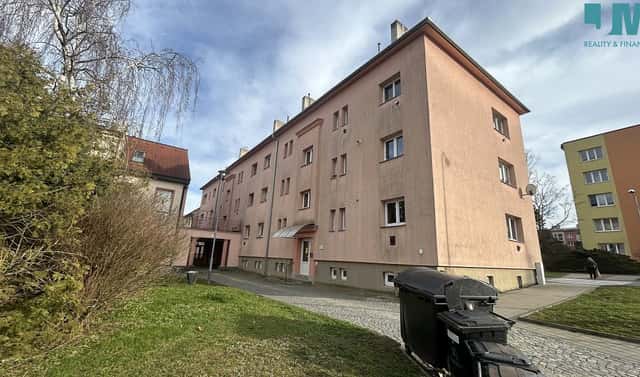 Pronájem bytu 2+1 59 m², Václavské nám., Třebíč – Horka-Domky
