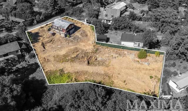 Prodej stavebního pozemku 1 403 m², Kamýk nad Vltavou, okres Příbram