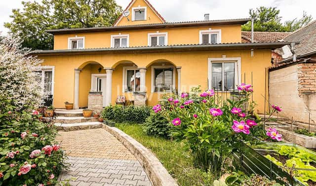 Prodej domu 180 m² s pozemkem 354 m², Znojemská, Jaroslavice, okres Znojmo