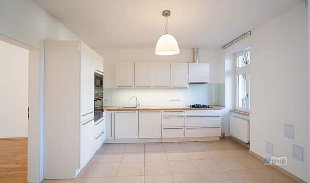 Pronájem bytu 2+1 73 m², Štítného, Praha 3 – Žižkov