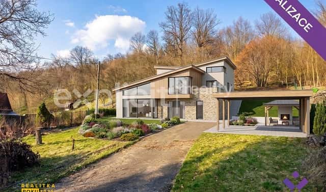 Prodej stavebního pozemku 1 327 m², Žabárna, Zlín – Příluky