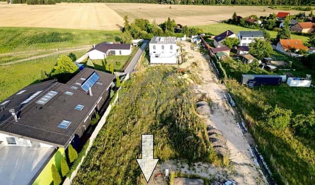 Prodej stavebního pozemku 975 m², Jirny – Nové Jirny, okres Praha-východ