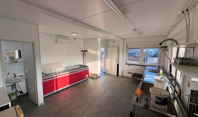 Pronájem obchodních prostor 150 m², Břeclav