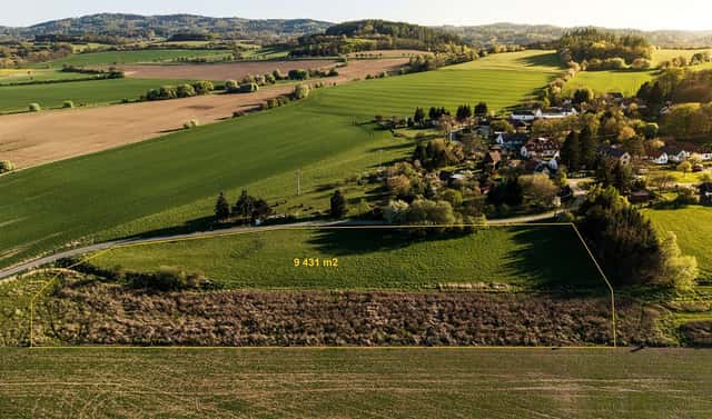 Prodej stavebního pozemku 9 431 m², Sedlec-Prčice, okres Příbram