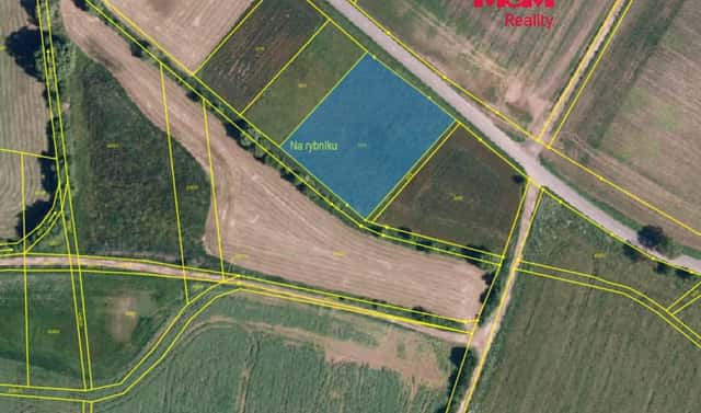 Prodej pole 39 475 m², Senorady, okres Brno-venkov