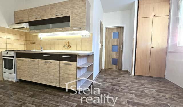 Pronájem bytu 2+1 55 m², Uhlířská, Bruntál