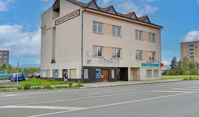 Prodej obchodních prostor 254 m², Tř. 1. máje, Hranice – Hranice I-Město, okres Přerov