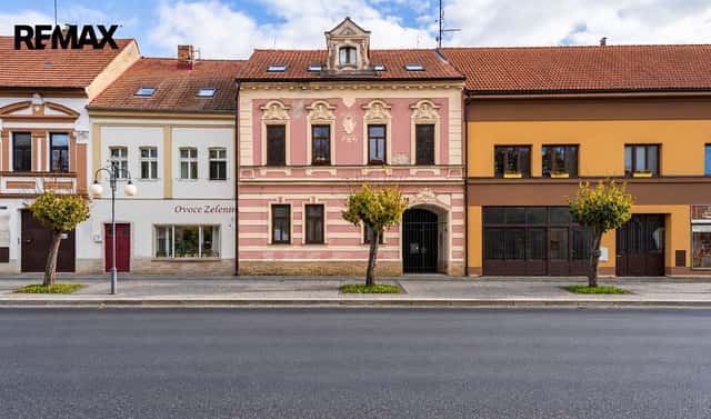 Prodej domu 395 m² s pozemkem 642 m², nám. Komenského, Kostelec nad Labem, okres Mělník