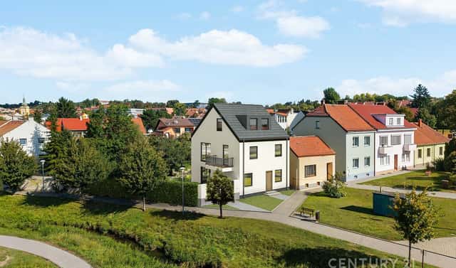 Prodej stavebního pozemku 569 m², Šlapanice, okres Brno-venkov