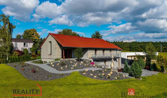 Prodej domu 298 m² s pozemkem 900 m², Vnitřní, Kamenice – Všedobrovice, okres Praha-východ