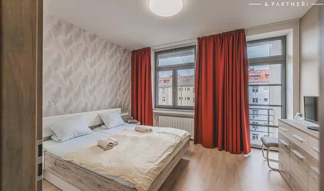 Pronájem bytu 2+kk 59 m², Mánesova, Hradec Králové