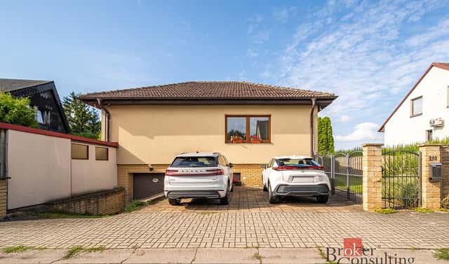 Prodej domu 270 m² s pozemkem 2 024 m², Nová, Krchleby, okres Nymburk