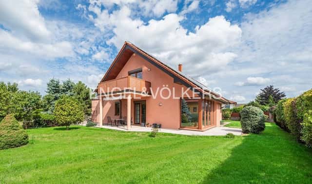 Prodej domu 270 m² s pozemkem 822 m², Roithova, Praha 4 – Šeberov