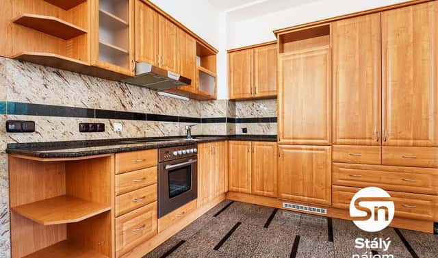 Pronájem bytu 1+kk 35 m², Pravá, Praha 4 – Podolí