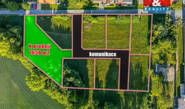 Prodej stavebního pozemku 1 658 m², Hrobice, okres Pardubice