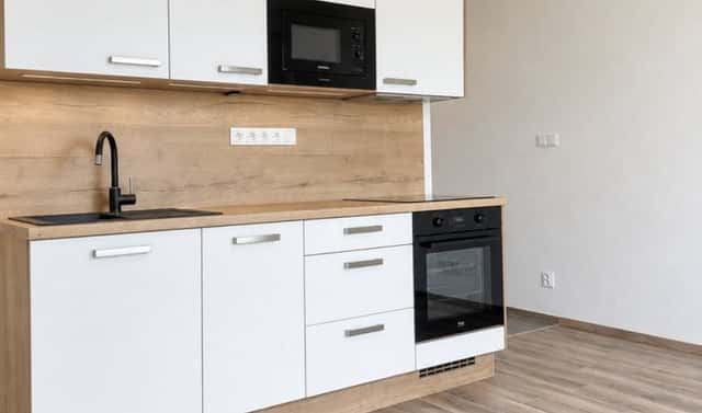 Pronájem bytu 1+kk 35 m², Krašovská, Plzeň – Bolevec, okres Plzeň-město