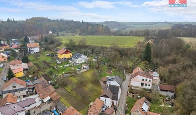 Prodej stavebního pozemku 1 055 m², Kralupy nad Vltavou – Zeměchy, okres Mělník