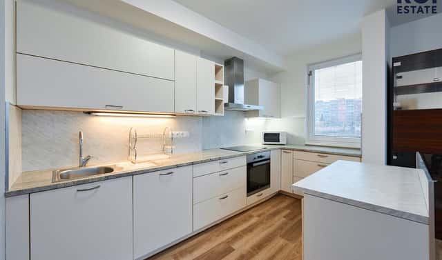 Pronájem bytu 3+kk 80 m², Marešova, Praha 9 – Černý Most