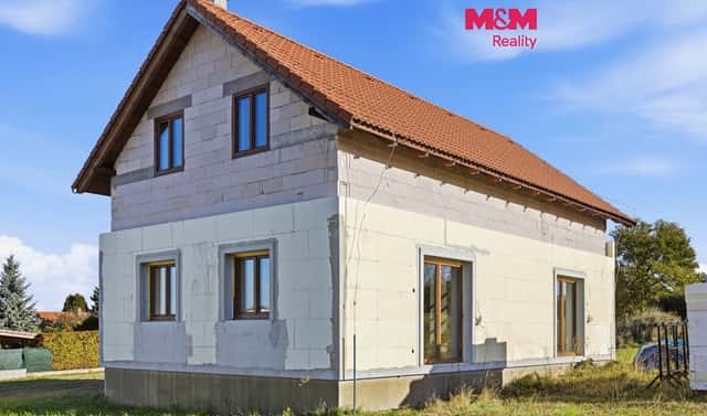 Prodej domu 130 m² s pozemkem 7 458 m², Náměstí Jiřího Holého, Senomaty, okres Rakovník