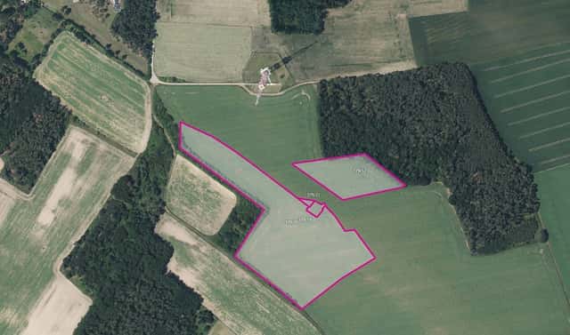 Prodej pole 46 020 m², Lhotka, okres Mělník