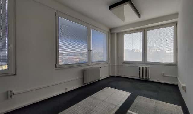 Pronájem kanceláře 34 m², Na Jarově, Praha 3 – Žižkov