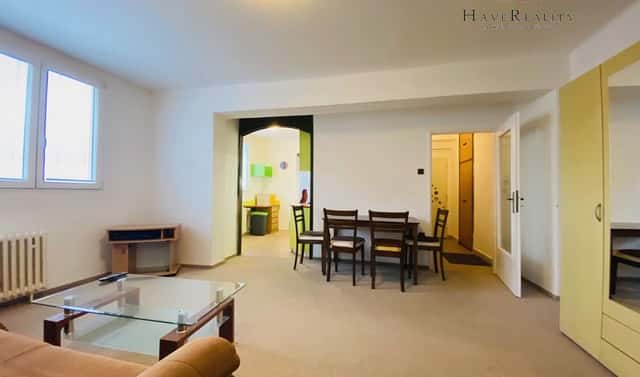 Prodej bytu 2+1 52 m², Bezručova, Benešov