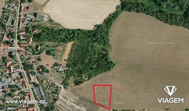 Prodej pole 1 036 m², Zbrašín, okres Louny