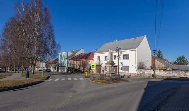 Prodej domu 108 m² s pozemkem 2 370 m², Náměstí, Dřevohostice, okres Přerov
