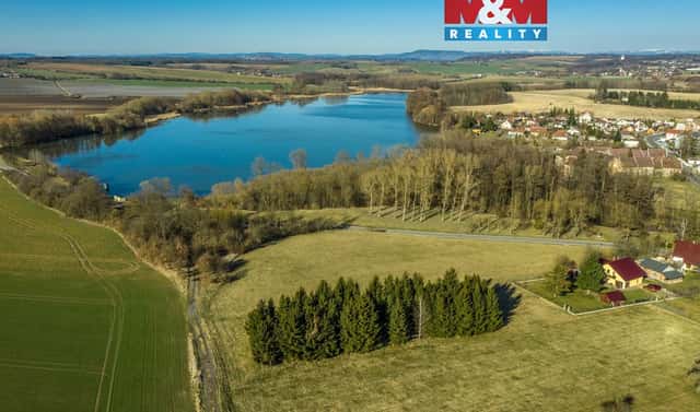 Prodej stavebního pozemku 5 111 m², Dolní Bousov, okres Mladá Boleslav