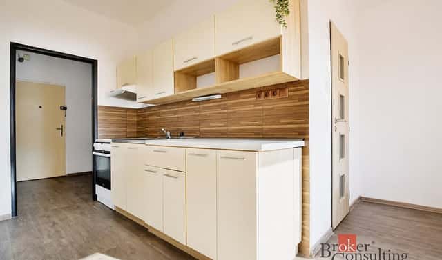 Pronájem bytu 2+1 59 m², Jezdecká, Děčín – Děčín III-Staré Město