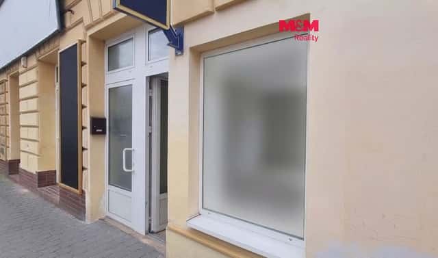 Pronájem obchodních prostor 30 m², Masarykovo náměstí, Přelouč, okres Pardubice