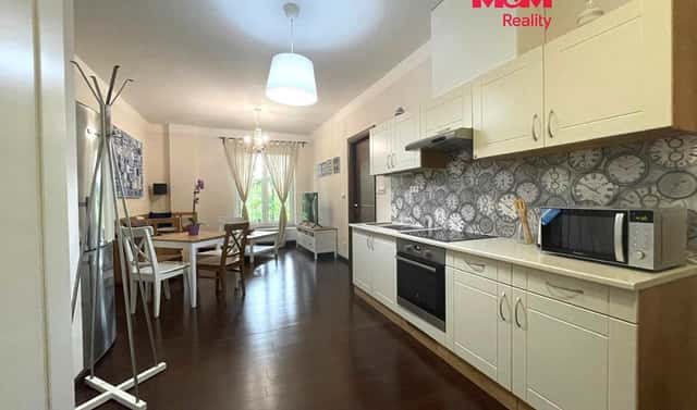 Prodej bytu 2+kk 48 m², Chebská, Karlovy Vary – Dvory