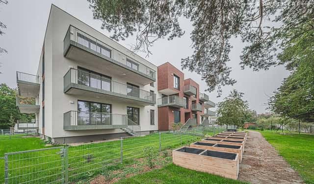 Pronájem bytu 2+kk 60 m², Hradec Králové