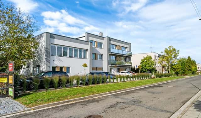 Pronájem bytu 1+kk 32 m², Družstevní, Lázně Bohdaneč, okres Pardubice