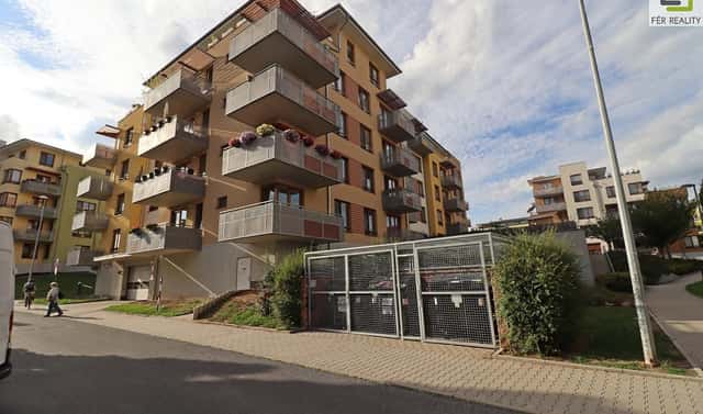 Prodej bytu 1+kk 66 m², Bermanova, Praha 9 – Čakovice