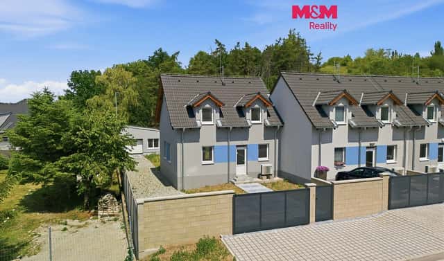Prodej domu 104 m² s pozemkem 528 m², Kladno – Švermov