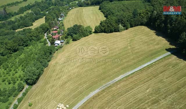 Prodej pole 54 291 m², Dolní Lhota, okres Zlín