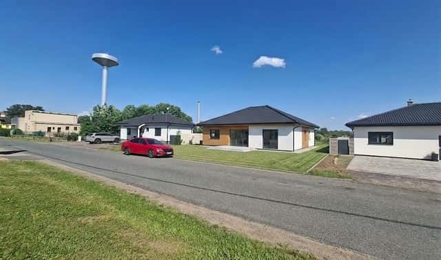 Prodej stavebního pozemku 827 m², Strachotice, okres Znojmo