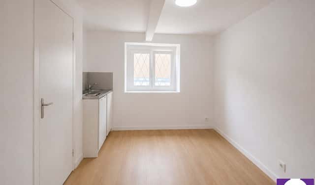 Prodej bytu 1+kk 11 m², U zákrutu, Praha 10 – Záběhlice