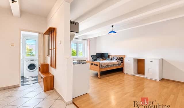 Prodej bytu 1+kk 32 m², Karlovarská, Plzeň – Severní Předměstí, okres Plzeň-město