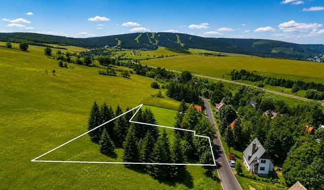 Prodej stavebního pozemku 1 279 m², Loučná pod Klínovcem – Háj, okres Chomutov