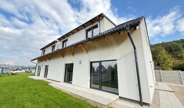 Pronájem domu 150 m² s pozemkem 210 m², Dubičné, okres České Budějovice