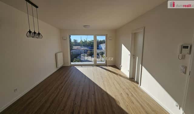 Prodej bytu 2+kk 66 m², Ke křížku, Kladno – Dubí