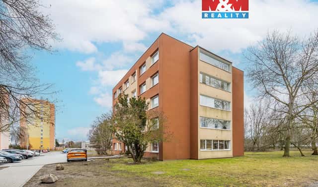 Prodej bytu 1+kk 33 m², Holandská, Kladno – Kročehlavy