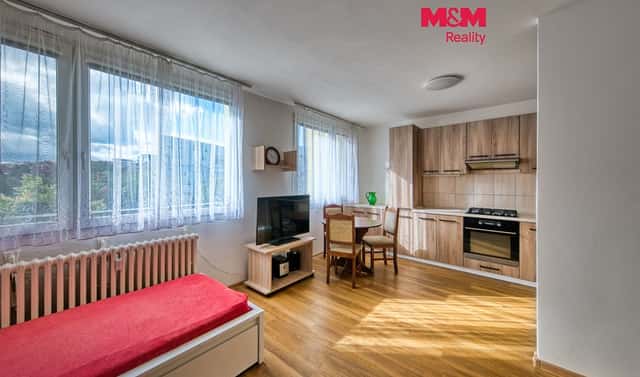 Prodej bytu 1+kk 30 m², Hennerova, Praha 5 – Motol