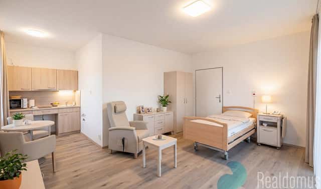 Prodej komerčního objektu (jiného typu) 1 325 m², Souhradí, Mladá Vožice, okres Tábor