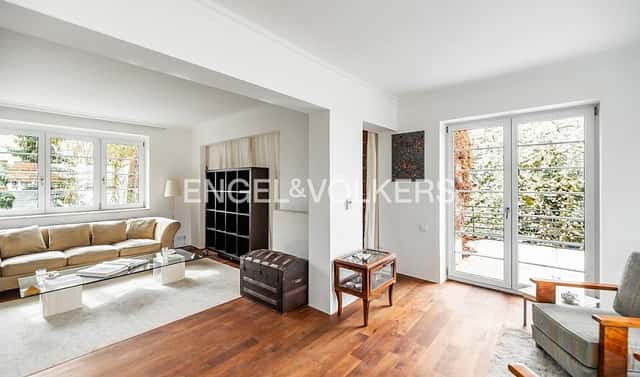 Pronájem domu 260 m² s pozemkem 629 m², Jižní I, Praha 4 – Záběhlice