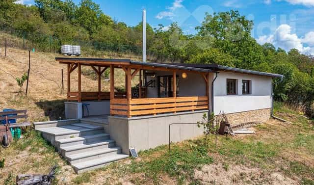 Prodej chaty/chalupy 40 m² s pozemkem 1 344 m², Velké Žernoseky, okres Litoměřice